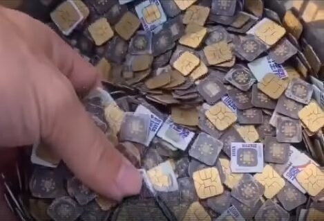 SIM CARD GOLD RUSH You Thought SIM Cards Were Just Plastic? Folks Are Stripping The Gold Out And Cashing In